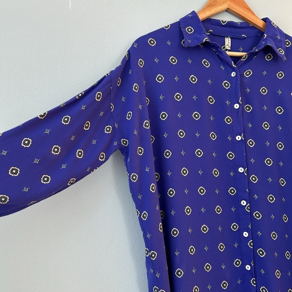 Free People Intimately • Blue Purple Button Down Long Sleeve Top Size XS - Picture 8 of 17